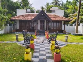 Sambranikodi Resort and Home Stay, villa i Kollam