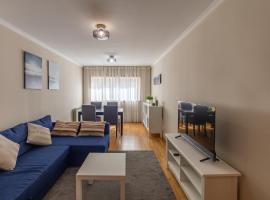 Porto FishLand Apartment, beach hotel in Matosinhos