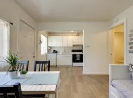 Quiet Lakefront Clearlake Vacation Rental!