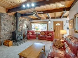 11 Mi to Ski Resorts! Lake Tahoe Gem with Pool Table
