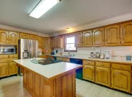 5 Mi to Dtwn Waynesville: 4-Acre Group Getaway!