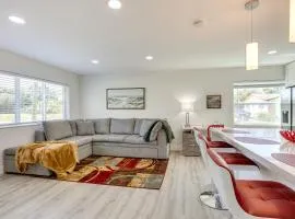 West Palm Beach Vacation Rental about 2 Mi to Beach!