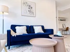 Southbank Apt King and Sofa Bed with Free Parking