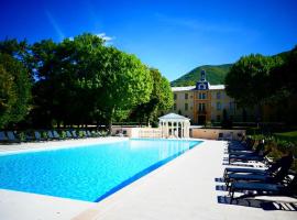 La Vue est Belle: Montbrun-les-Bains şehrinde bir ucuz otel