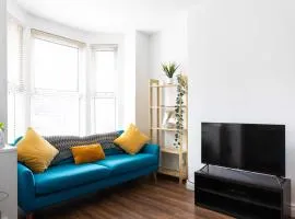 Belfast City - 3 Bed Cosy Terrace Home - Hip and Trendy Ormeau Road