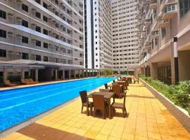 Acellyne's Suites at Green 2 Residences with Netflix!