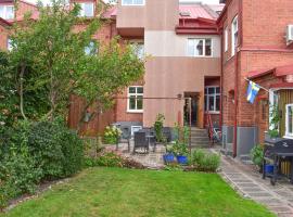 Nice Home In Ystad With 0 Bedrooms โรงแรมในอึสตัด