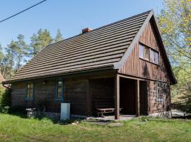 Dom Pod Klonem na Kaszubach, cabaña o casa de campo en Kościerzyna