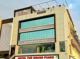 Hotel The Grand Piano - Best Business Hotel in Patan, hotel v destinaci Pātan