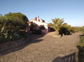 Calasapone Holiday Home, vacation home in SantʼAntìoco