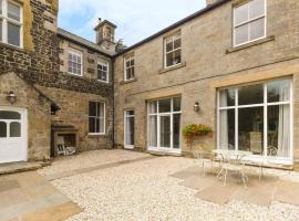 Coach House, Middleton Hall Estate, casa rural en Belford