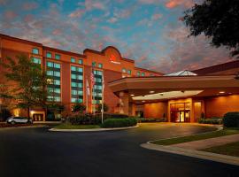 Marriott Birmingham Grandview, viešbutis Birmingame, netoliese – Prekybos centras „The Summit“