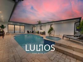 Luxe 5BR Pool Jacuzzi Basketball L17, hotel in Cutler Bay