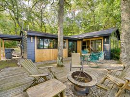 Lakefront Baldwin Cottage with Deck and Private Beach!, hotel in Baldwin