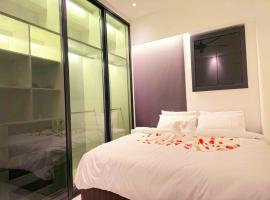 Viesnīca 1 Dream Home @ Equine Residence Studio 5 星级酒店与日本风 pilsētā Seri Kembangana