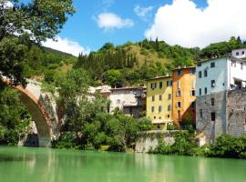 Camera con vista, hotel a Fossombrone