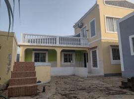 casa de lujo en el paraíso santo tome y príncipe, hotel in São Tomé