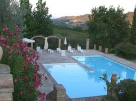 Agriturismo La Campana, Hotel in Montefiore dellʼAso