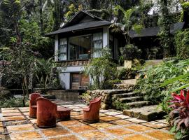 The Yarra Rainforest Sanctuary, Hotel in Real