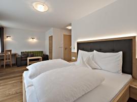 Hotel Pfandleralm, hotel v destinaci San Martino