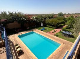 Villa ms holidays - privatisé avec piscine, feriebolig i Marrakech