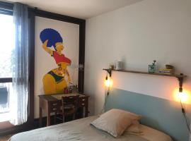 Chambre chez l'habitant avec toilettes et salle de bain privatifs, séjour chez l'habitant à Annecy