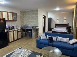 Studio 1 bed 1 bathroom +Kitchen