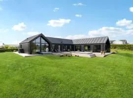 Amazing Home In Hejls With House Sea View