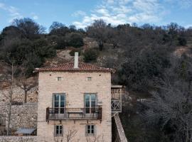 Moreas Peak Lodge, ξενοδοχείο σε Magoúliana