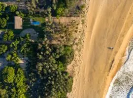 Niketh Villa Komari Arugambay 450m From Light House Surf Point