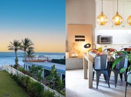 Seaside Stay - Beachfront/ Backup Inverter/ Housekeeping, vacation home in Ballito