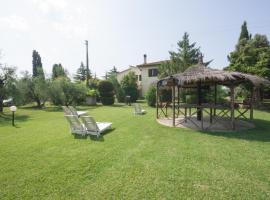 Agriturismo La Gazzella, hotel v destinaci Cura Nuova