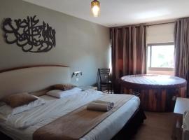 Layaali Amman Hotel、アンマンのホテル