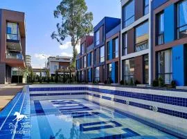 Liana Polo Villas Parklane