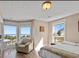 Executive pet friendly lower suite with ocean view, hotel a Ladysmith