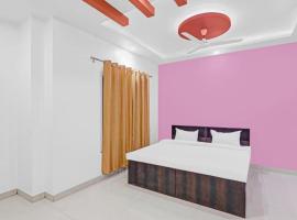 HOTEL.K.D.PALACE NX, hotel with jacuzzis in Gomti Nagar