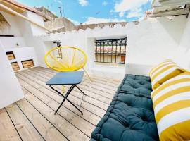 Maison charmante avec terrasse, 2 chambres, hôtel à Marseillan