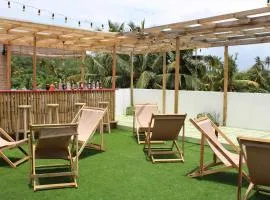 Sun & Moon Hostel
