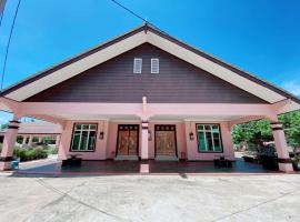 HELLOKITTY HOUSE - Unit 1, villa in Kuala Terengganu