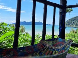 Neeno Hut, khách sạn gần Bang Bao Fisherman Village, Koh Chang