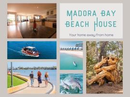 Madora Bay Beach House、マンジュラのコテージ