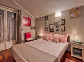 La Stanza dei Sogni, bed and breakfast en Saluzzo