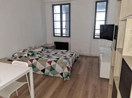 BudgetBnb 182, studio proche op&eacute;ra