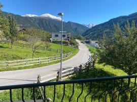 Mountain Apartment, hotel Alterzollban