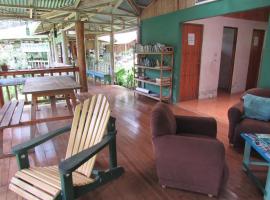 Centro Ecológico Montaña Verde, albergue en Rivas