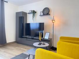Black&Yellow Designer Apartment Bielefeld, apartment in Bielefeld