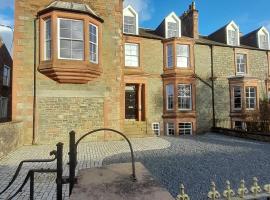 Kirkcudbright Holiday Apartments - Apartment D: Kirkcudbright şehrinde bir otel