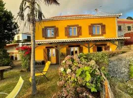 2 bedrooms house with sea view terrace and wifi at Faja da Ovelha 2 km away from the beach