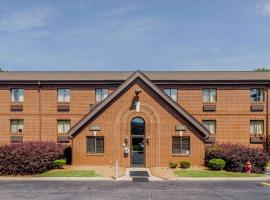 Extended Stay America Select Suites - Greenville - Haywood Mall, hotel dekat Donaldson Center - GDC, Greenville