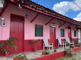 Hostal Voyager La Villa de Los Santos, Panama, מקום אירוח ביתי בLos Santos
